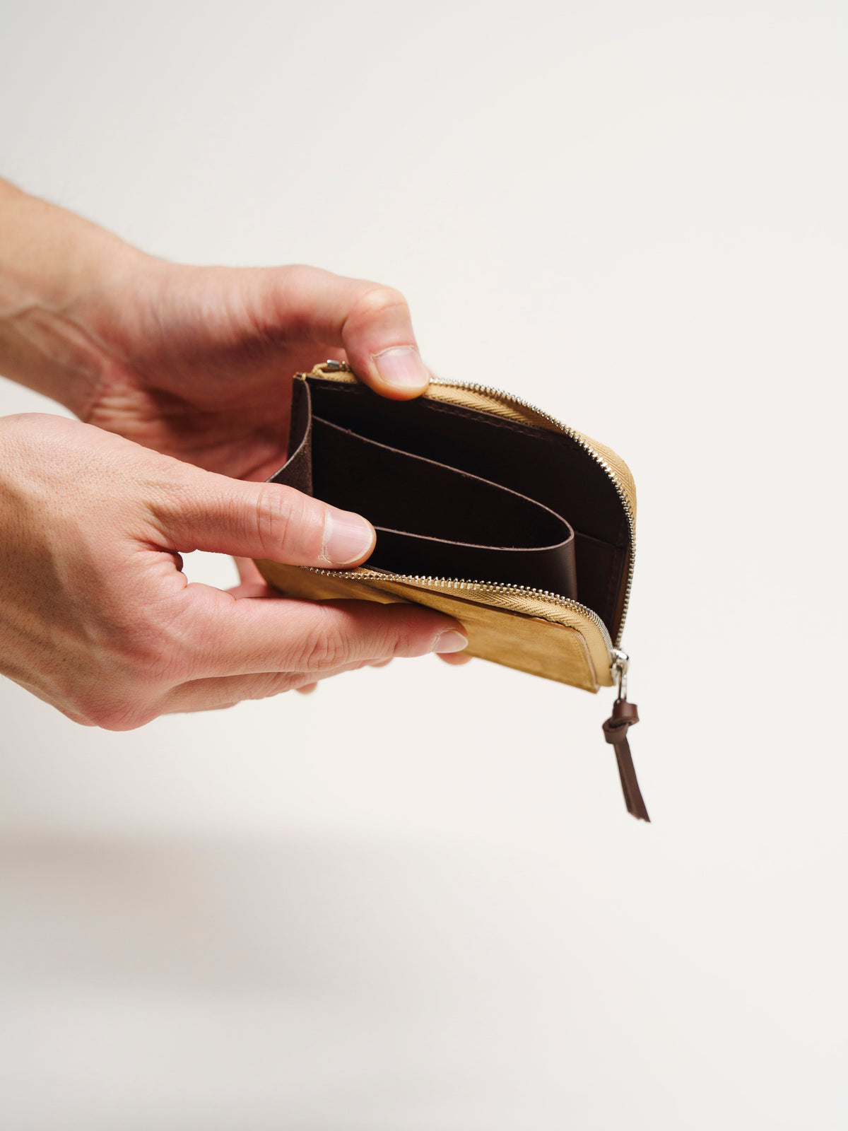 25Winter limited Zip wallet 02